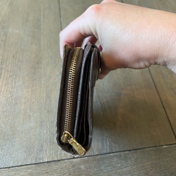 Louis Vuitton Damier ebene compact wallet - Picture 4 of 13